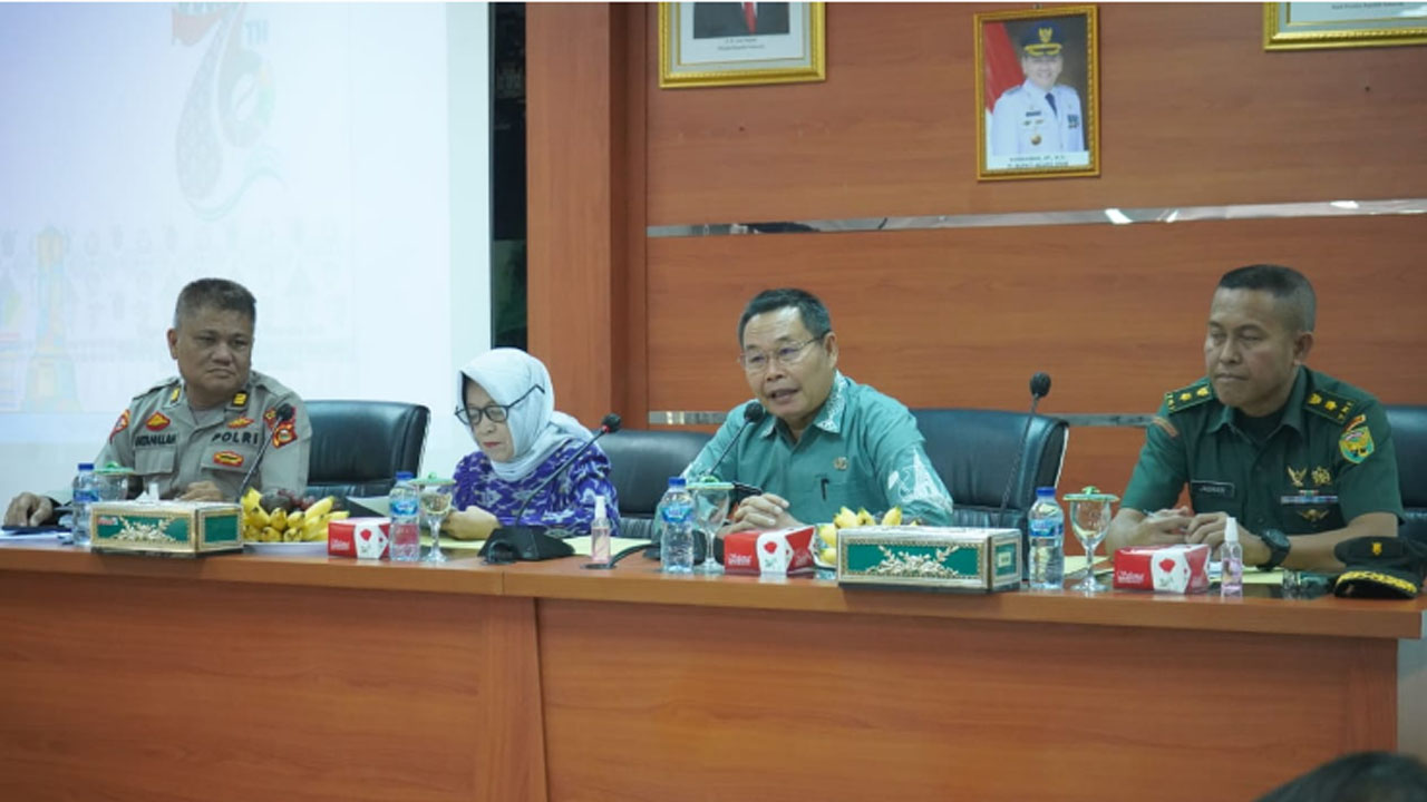 Asisten I Pimpin Rapat Pemantapan HUT ke 76 Kabupaten Muara Enim